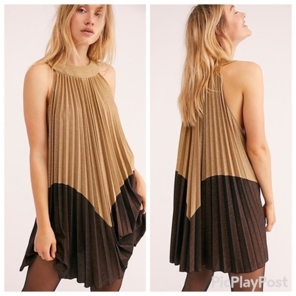 Free People Dresses & Skirts - Free People Pleated Love Gold Metallic Mini Dress